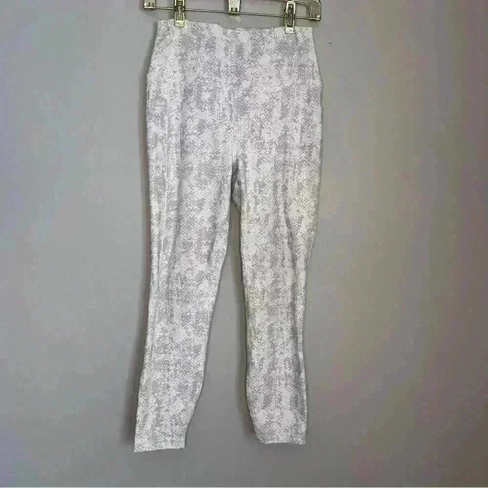 RBX Leggings Snakeskin Pattern, Side Pockets, Size M, EUC